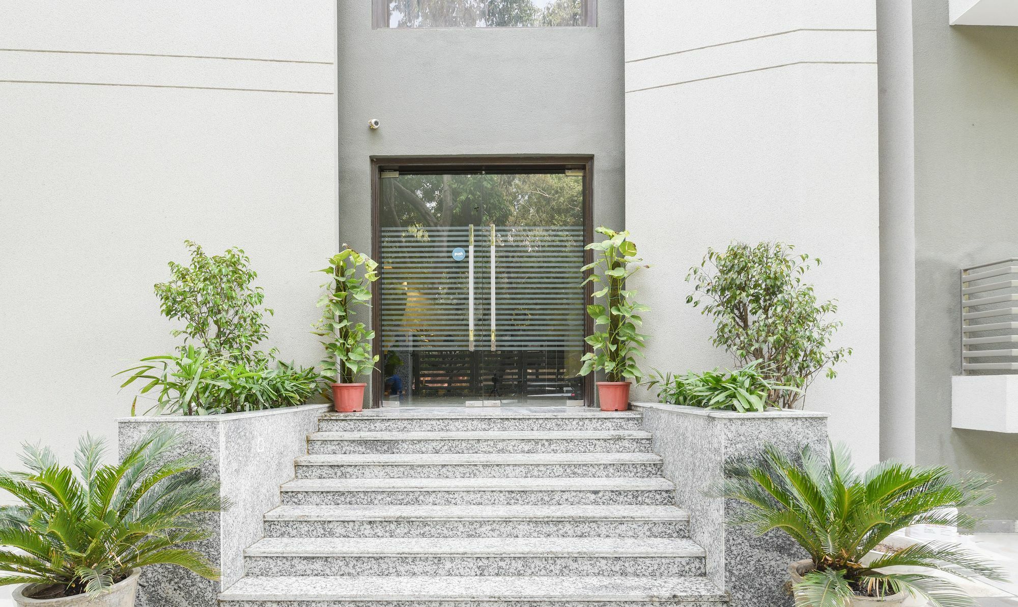 Treebo Iffco Chowk Gurgaon Exterior foto