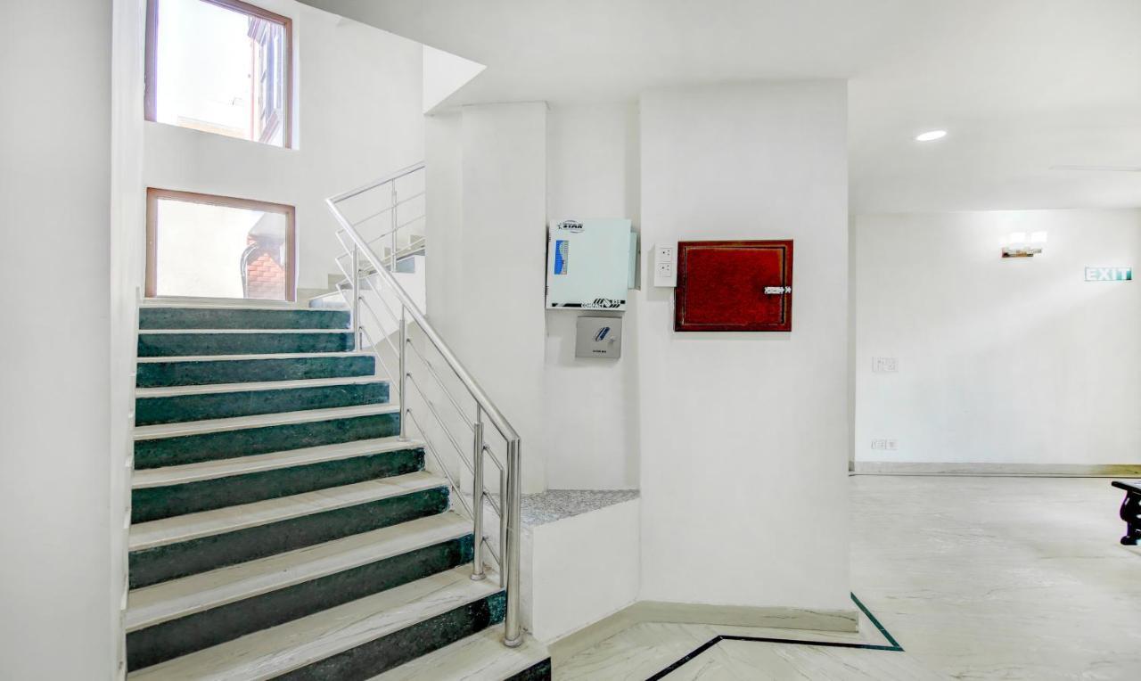 Treebo Iffco Chowk Gurgaon Exterior foto